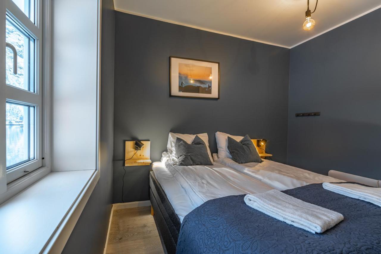 Lofoten Aparthotel 3*
