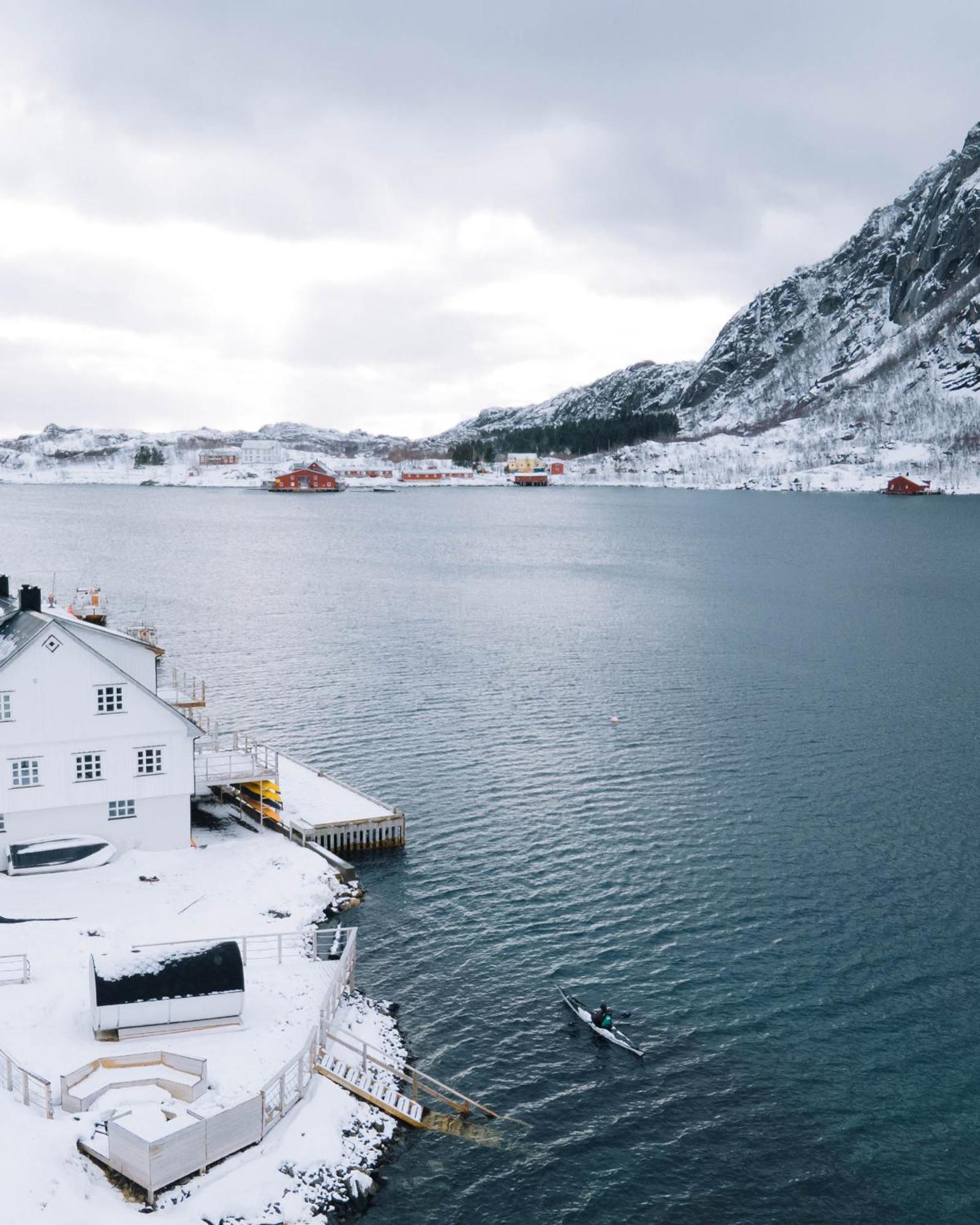 Aparthotel Lofoten 3*